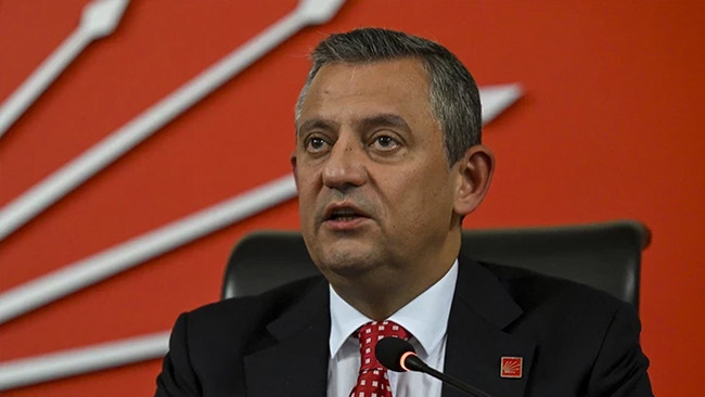 CHP Genel Başkanı Özel İmamoğlu’nun Bilirkişi Etkileme Davasını Yakından Takip Etti