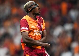 Victor Osimhen Corendon Alanyaspor Karşılaşmasında Forma Giyemeyecek Gözler Liverpool Maçında