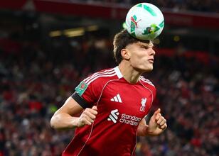 Giovanni Leoni’nin Liverpool Kariyeri Ön Çapraz Bağ Sakatlığıyla Sekteye Uğradı