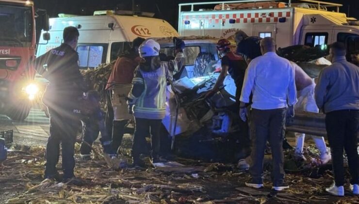 İzmir Otoyolunda Kamyonet Kazası Üç Yaralı Sürücünün Durumu Ağır