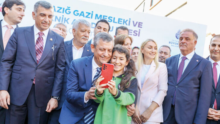 Özel İstanbul İl Binasını Kendi Çalışma Ofisi İlan Etti İhraç Edilenlere Yasak Getirdi
