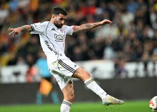 Rafa Silva Beşiktaş Formasıyla Kariyerinin İlk Hat-trickini Yaparak Tarih Yazdı