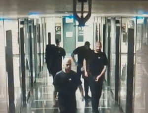 Gitar Kılıfında Kalaşnikof İstanbul’un Lüks Rezidansında Interpol Aranan Şüpheli Ele Geçirildi