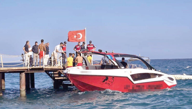 Antalya Kemerde Sürat Teknesi Kazası Rus Turistin Ölümüne Yol Açtı