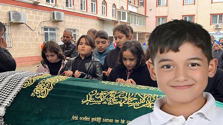 Gebze’de 10 Yaşındaki Miraç İslam Efe’nin Vefatı Yürekleri Dağladı Servis Şoförü Serbest Bırakıldı