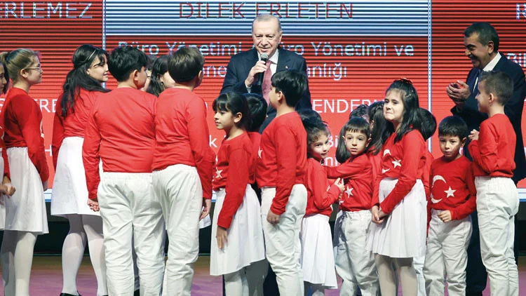 Cumhurbaşkanı Erdoğan’ın Katılımıyla 15 Bin Öğretmenin Ataması Gerçekleşti