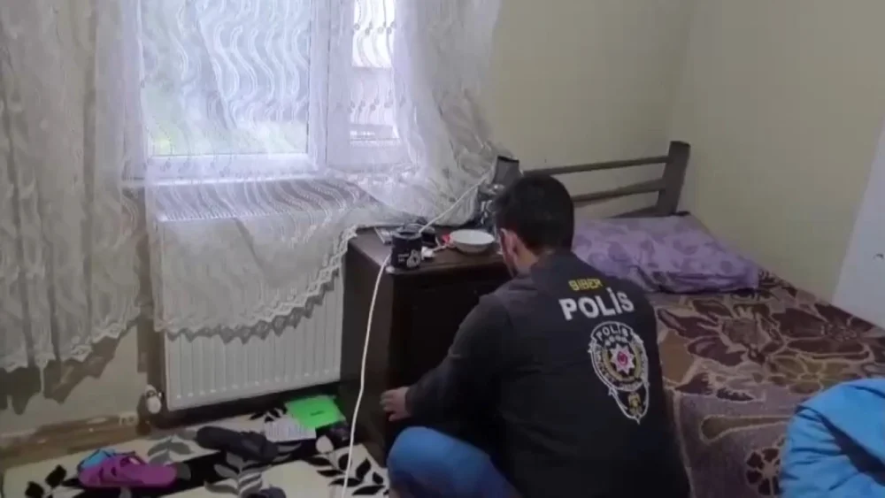 29 İlde Fal Ve Büyü Dolandırıcılığı Operasyonunda 42 Şüpheli Tutuklandı