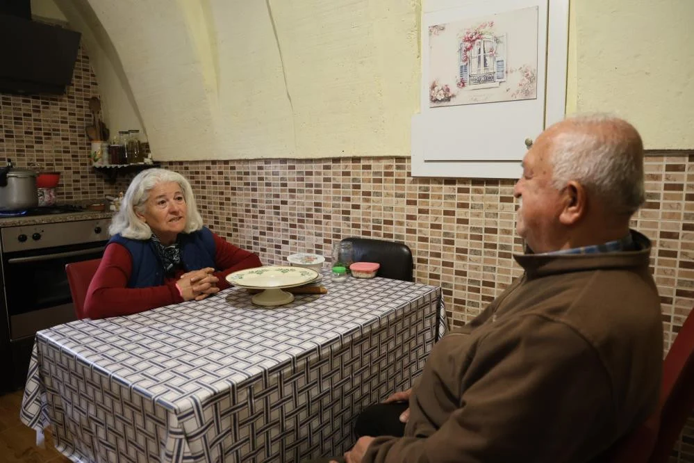 55 Yıldır Hayatı Tersten Yaşayan İlhan Kavaklı’nın Şaşırtıcı Öyküsü