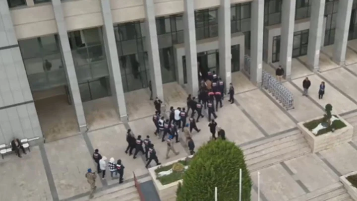 Yedi İlde Yedi Suç Örgütüne Karşı Yürütülen Operasyonlarda Kırk İki Şüpheli Tutuklandı