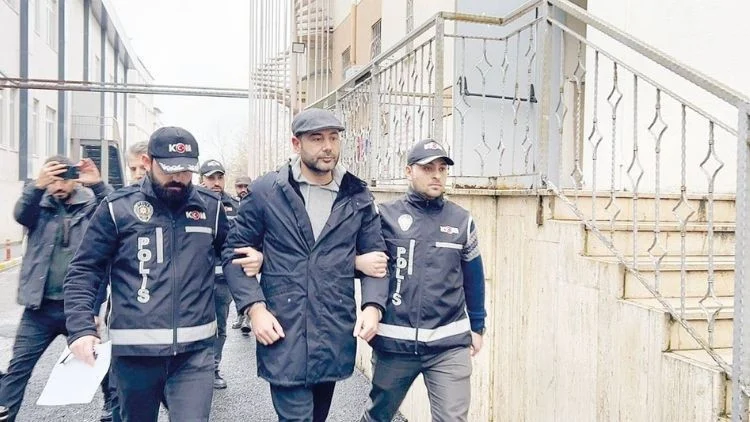 Beşiktaş Belediye Başkanı Akpolat Hakkındaki İddianamede 890 Bin Dolarlık Kasa Daire Detayı