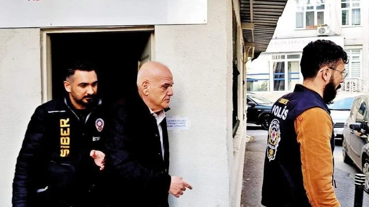 Eski Hakem Ahmet Çakar Gözaltı Sürecinde Kalp Krizi Şüphesiyle Hastaneye Kaldırıldı