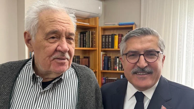 Ak Partili Yayman İlber Ortaylı’ya Geçmiş Olsun Ziyaretinde Bulundu
