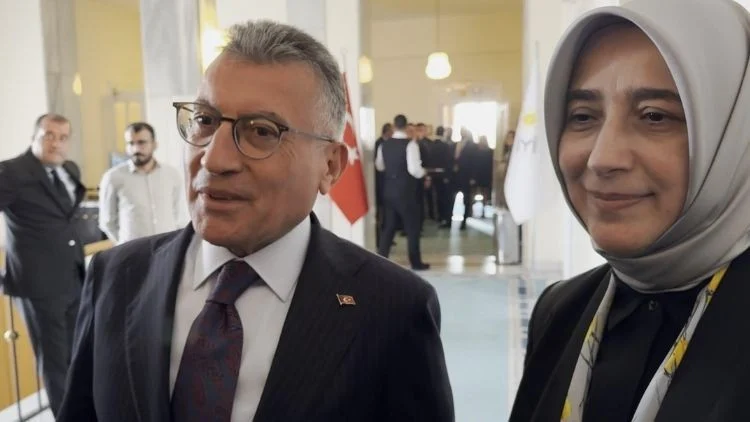 Ak Parti’den DEM Parti’ye Nezaket Ziyareti Cumhurbaşkanı Erdoğan’ın Tokalaşma İddiası Düzeltildi