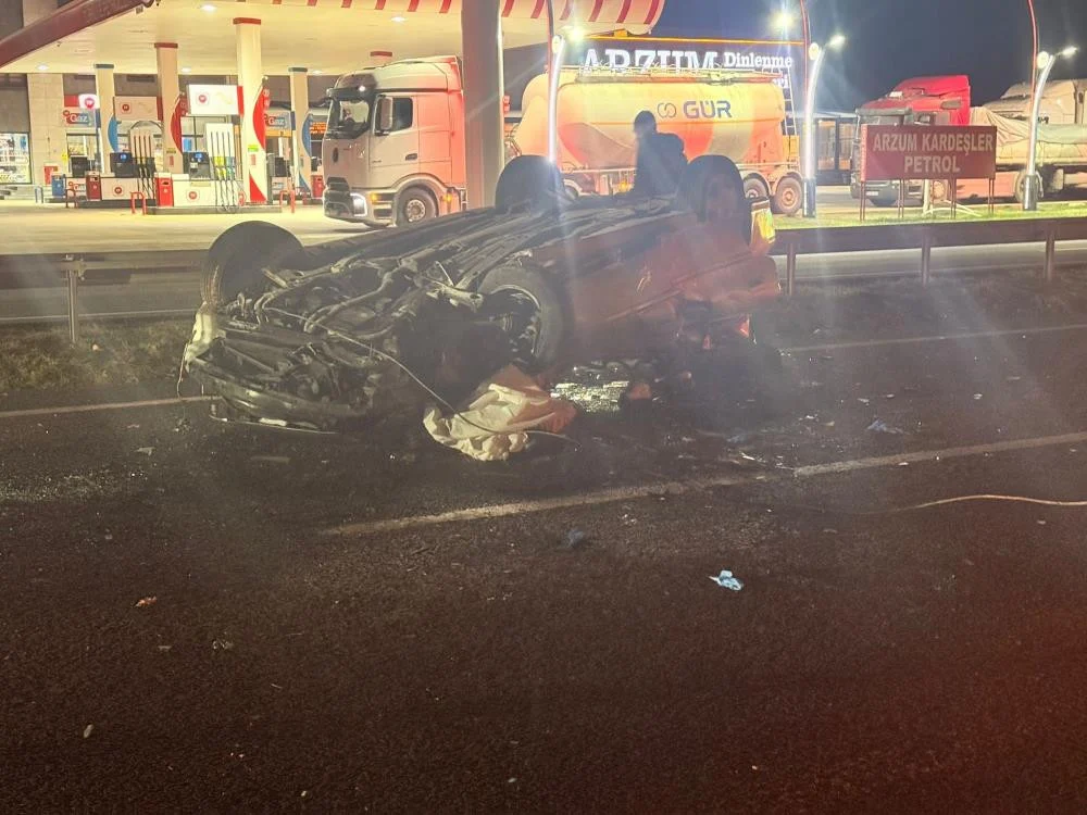Ankara Eskişehir Yolu’nda Meydana Gelen Kazada Yeni Evli Sürücü Hayatını Kaybetti Eşi Ağır Yaralı