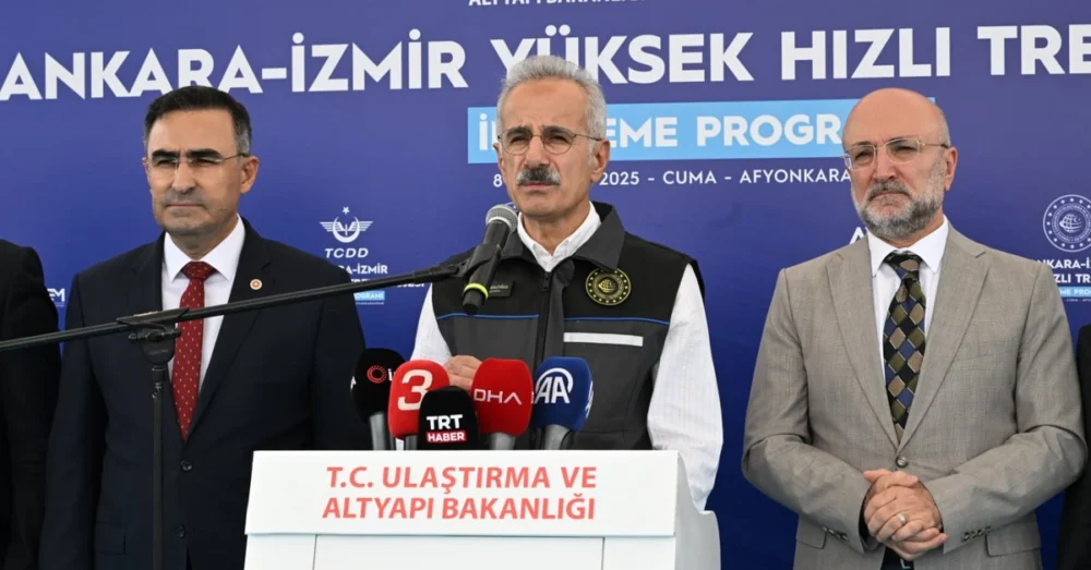 Ankara İzmir Yüksek Hızlı Tren Hattı En Uzun Tünelinde Işık Göründü