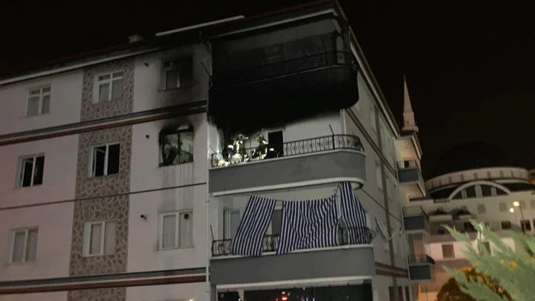 Ankara’da Apartman Dairesinde Meydana Gelen Patlamada Bir Kisi Yaralandi