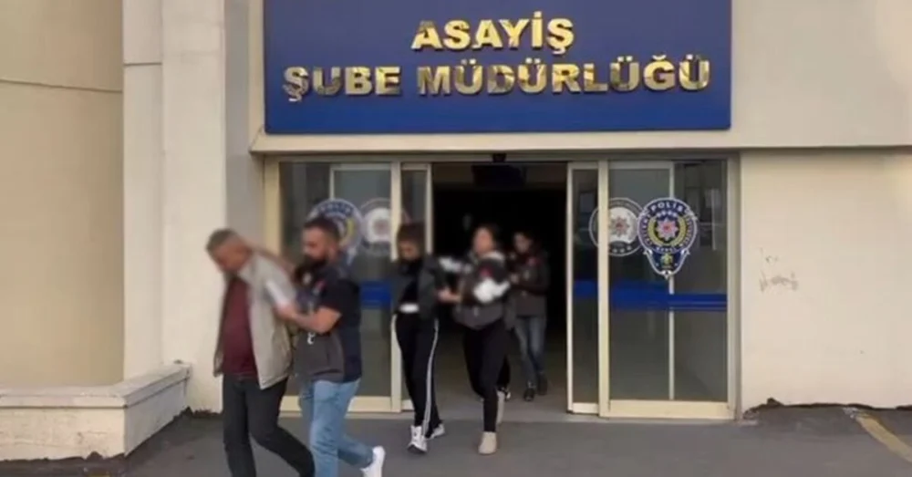 Başkentte Kuyumculara Sahte Altın Satan Üç Şüpheli Emniyet Operasyonuyla Yakalandı