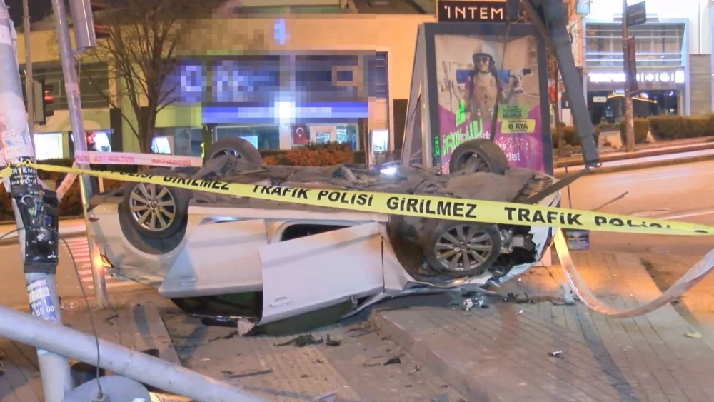 Ankara’da Meydana Gelen Trafik Kazasında Dört Kişi Yaralandı