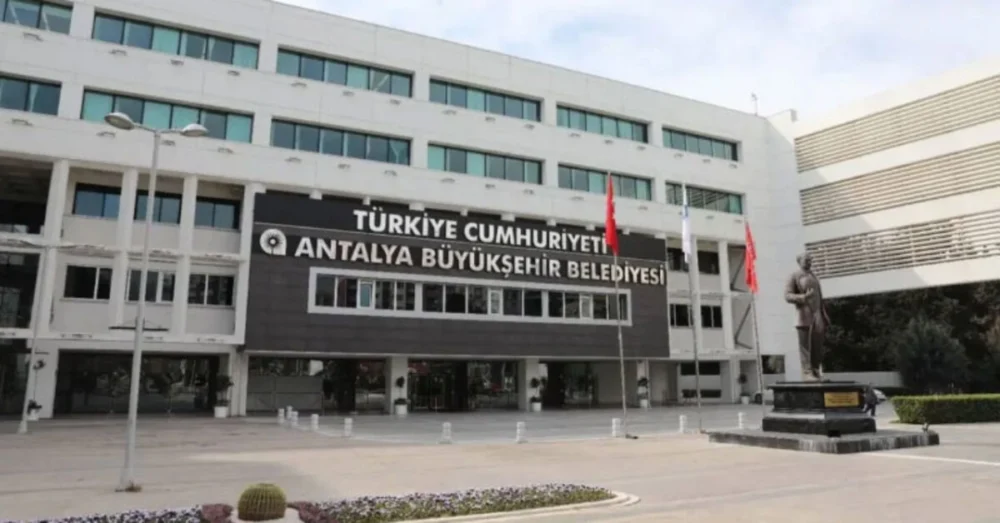 Antalya Büyükşehir Belediyesinde Rüşvet Soruşturmasında Yedi Kişi Gözaltına Alındı