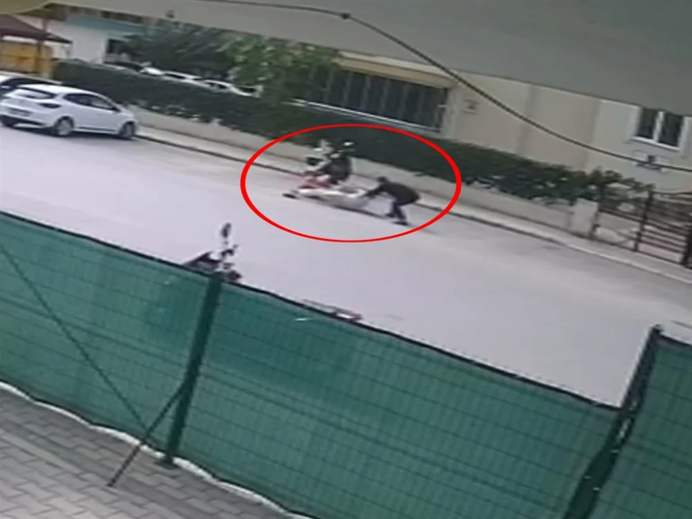 Alanya’da Rus Uyruklu Şahıs Boşanma Aşamasındaki Eşine Bıçakla Saldırdı
