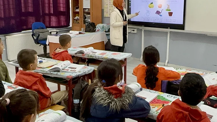 Eğitim Camiası İlk Ara Tatilin Ardından Okullara Geri Döndü