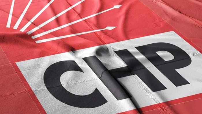 Arnavutköy’de CHP’li İki Belediye Meclis Üyesi Partiden Ayrılıp Ak Parti’ye Katıldı