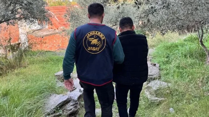 Aydın Söke’de Kasten Öldürmeye Teşebbüs Ve Yağma Şüphelisi Metruk Binada Yakalandı