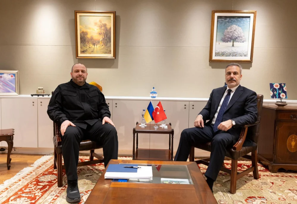 Bakan Fidan Ukrayna Milli Güvenlik Sekreteri Umerov İle Brüksel’de Bölgesel Güvenliği Görüştü