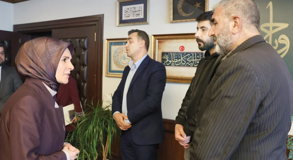Bakan Göktaş Rojin’in Babasıyla Görüştü Soruşturma Titizlikle Sürdürülüyor