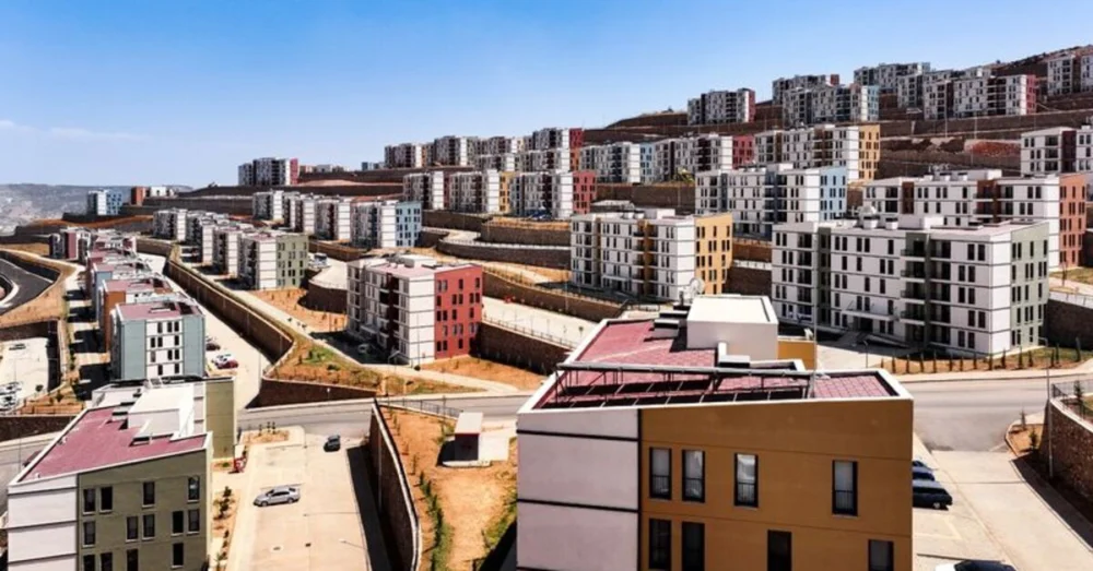 Deprem Bölgesinde Asrın İnşa Seferberliği 350 Bin Bağımsız Bölüme Ulaştı