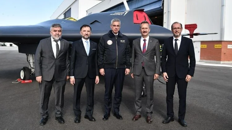 Sağlık Bakanı Memişoğlu Tusaş Tesislerinde Stratejik İş Birlikleri İçin İncelemelerde Bulundu
