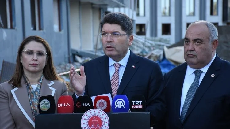 Adalet Bakanı Tunç’tan CHP’li Ali Mahir Başarır’ın Cumhurbaşkanına Hakaretlerine Sert Tepki