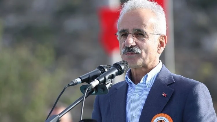 Uraloğlu: Türkiye Karayolu Altyapısını Adeta Yeniden İnşa Ettik