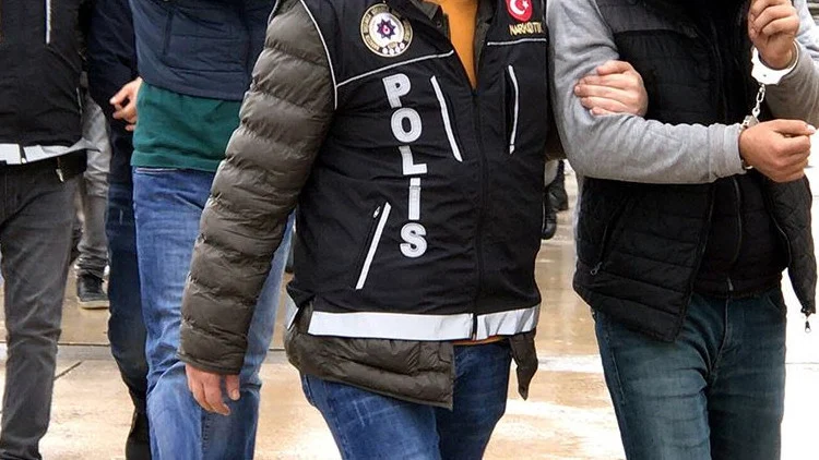 72 İlde Düzenlenen Dev Operasyonlarda 970 Şüpheli Yakalandı Milyonlarca Uyuşturucu Hap Ele Geçirildi