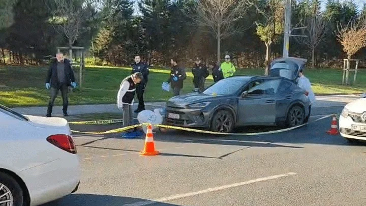 Bakırköy Yeşilköy’de Otomobile Silahlı Saldırı Bir Kişinin Ölümüyle Sonuçlandı