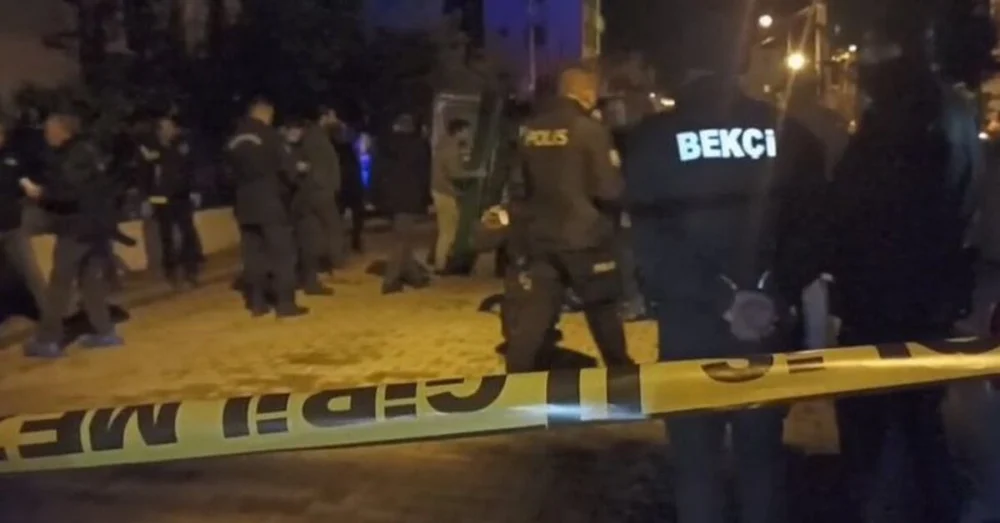 Balıkesir Edremit’te Evinde Silahla Öldürülmüş Şahıs Bulundu