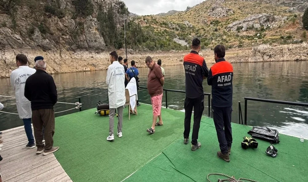 Oymapınar Barajı’nda Kaybolan İrlandalı Turisti Arama Çalışmaları İkinci Günde Yoğunlaştı