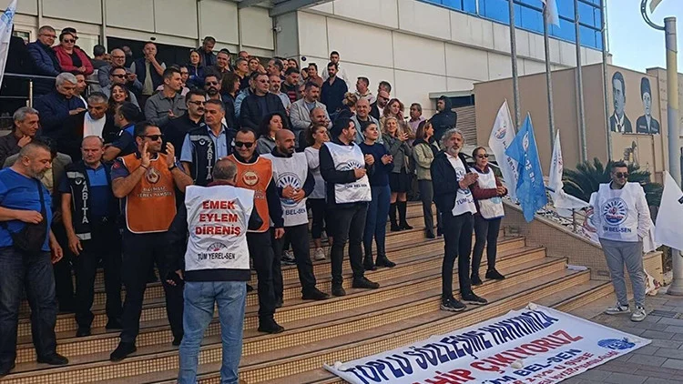 Çiğli Belediyesi’nde Memurlar Ödenmeyen Tis Ve Sosyal Hakları İçin Yeniden Bir Araya Geldi