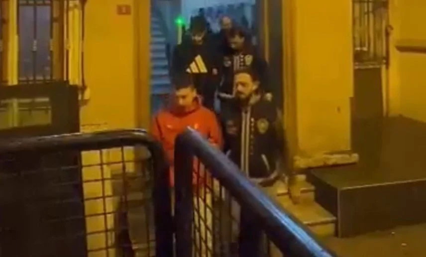 Beyoğlu Kapkaç Olayında Telefon Sinyalini Engellemek İçin Folyo Kullanan Şüpheliler Adli Kontrolle Serbest Kaldı