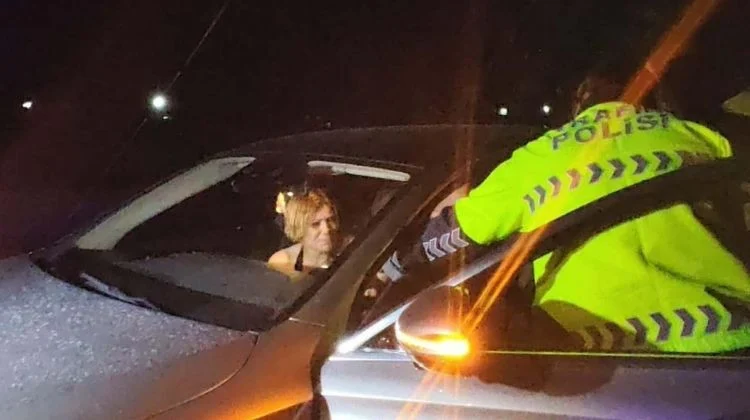 Aksaray’da Alkollü Sürücü Ve Yolcusu Valiyi Arayacağım Tehdidiyle Tutuklandı