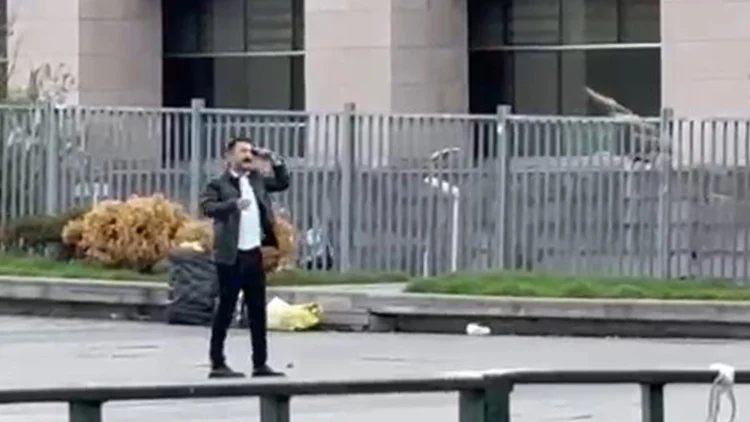 Çağlayan Adliyesi Önünde Kendini Vuran Şahsın 5 Ayrı Suçtan Kaydı Olduğu Ortaya Çıktı
