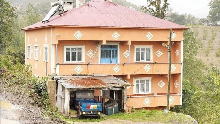 Samsun’da Eşini Katleden Koca Tutuklandı Uzaklaştırma Kararı İptal Edilmişti