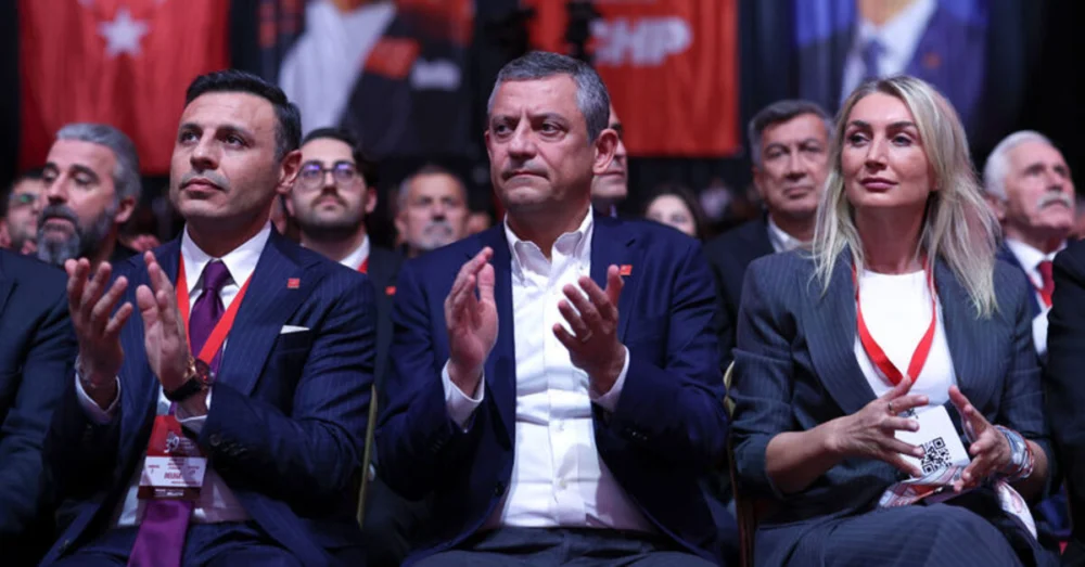 CHP İstanbul 39. Olağan İl Kongresi’nde Özgür Çelik Güven Tazeledi