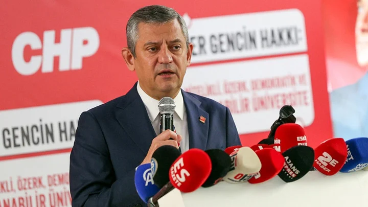 Özgür Özel Ferdi Zeyrek Yaşam Merkezi Açılışında Halkçı Belediyeciliği Tanımladı