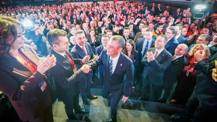 CHP Kurultayı Sonrası Özgür Özel Yeni Myk Yapılanması Ve Parti Ajandasını Belirledi