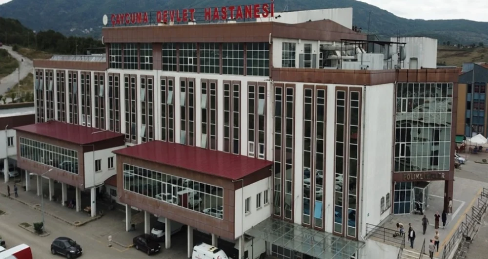 16 Yaşındaki Kız Çocuğu Karın Ağrısı Şikayetiyle Gittiği Hastanede Ölü Doğum Yaptı