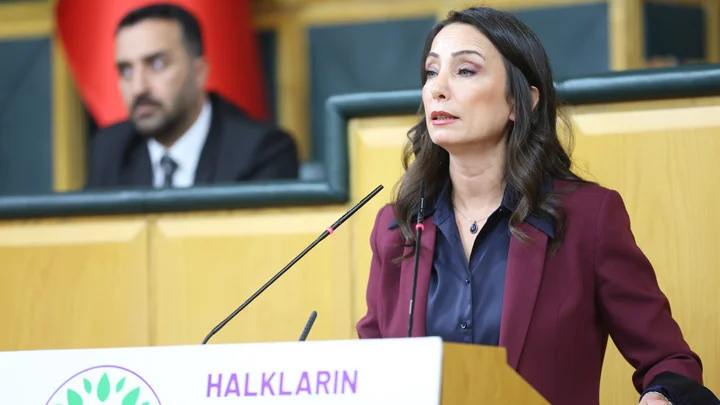 DEM Parti Eş Genel Başkanı Hatimoğulları Barış Sürecinde Somut Yasal Adımlar Talep Etti