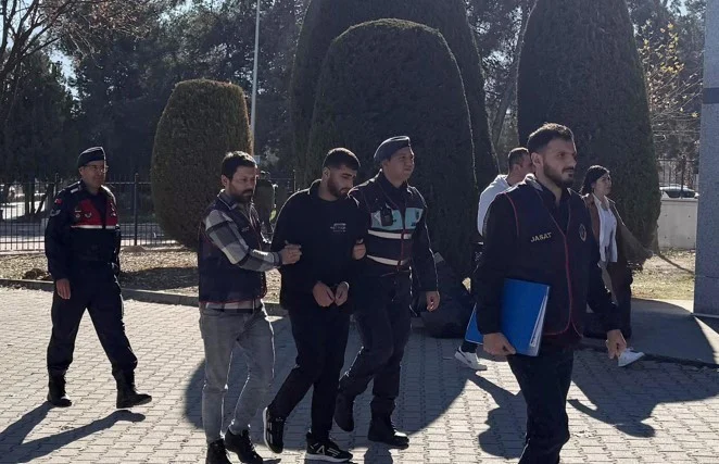Denizli merkezli 6 ilde çelik kasalardan hırsızlık yapanlara operasyon; 11 tutuklama