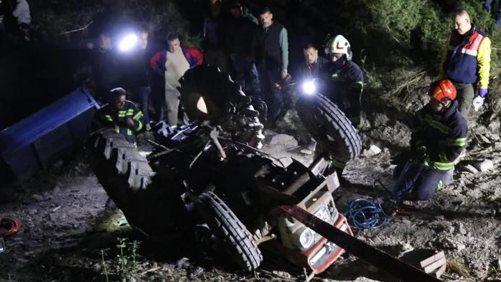 Denizli’de Odun Toplamaya Giden Yaşlı Çift Traktör Kazasında Yaşamını Yitirdi