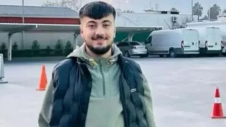 Düğün İzlerken Açılan Ateş Sonucu Genç Yaşamını Yitirdi